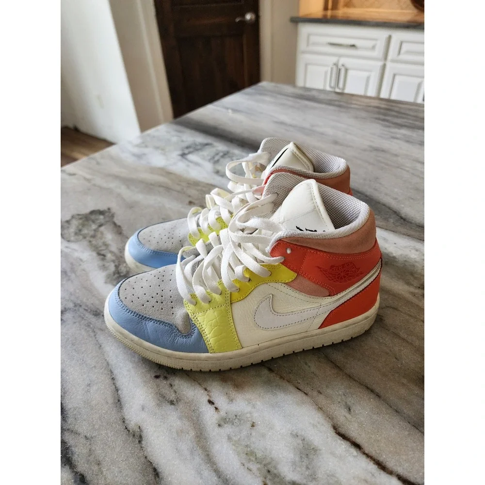 Nike Air Jordan 1 Mid 